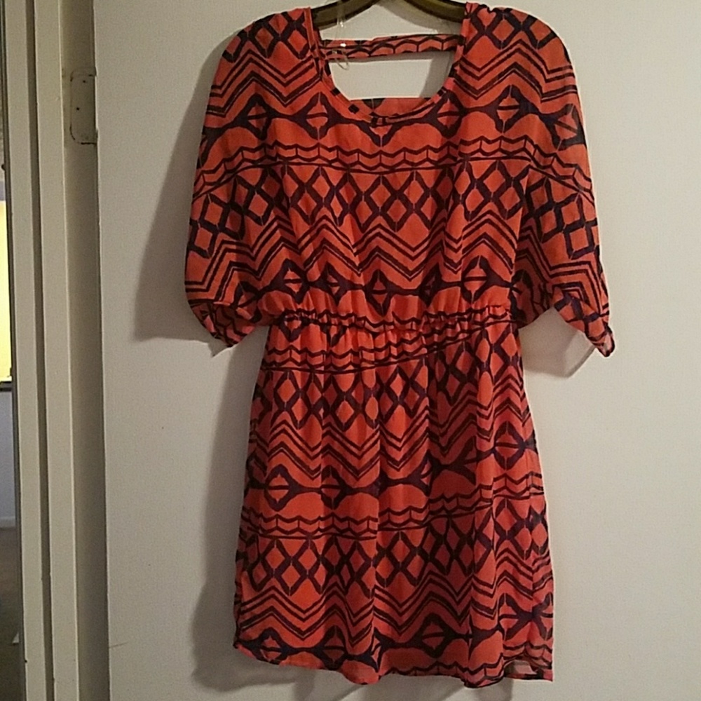 VERY CUTE dress!